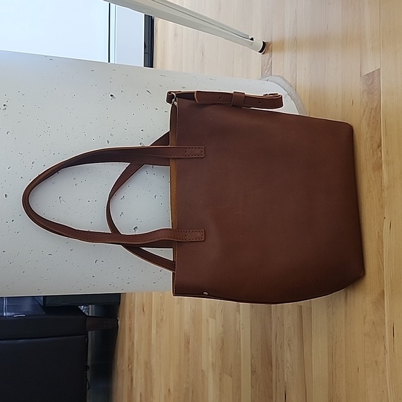 Portland leather crossbody tote - Picture 2 of 13
